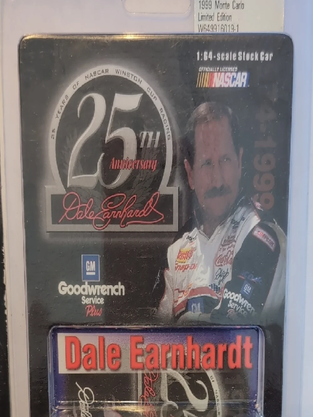 Dale Earnhardt Goodwrench #3 Black Die-Cast Car Set - Picture 2 of 7